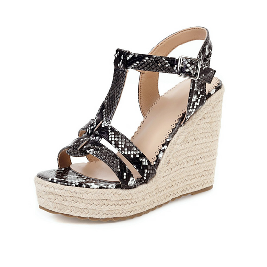 Christina丨Artfaerie®