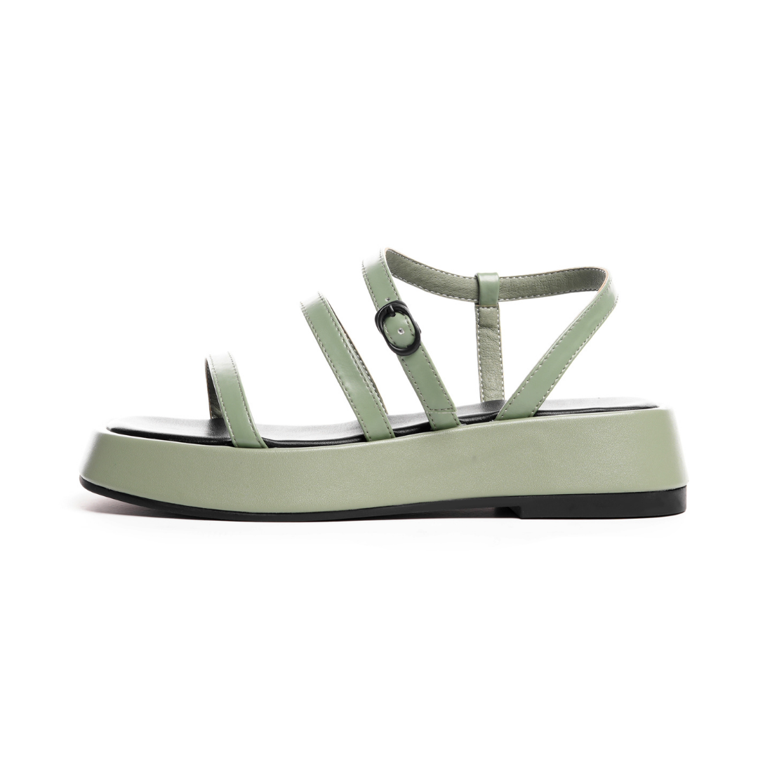 women casual sandals