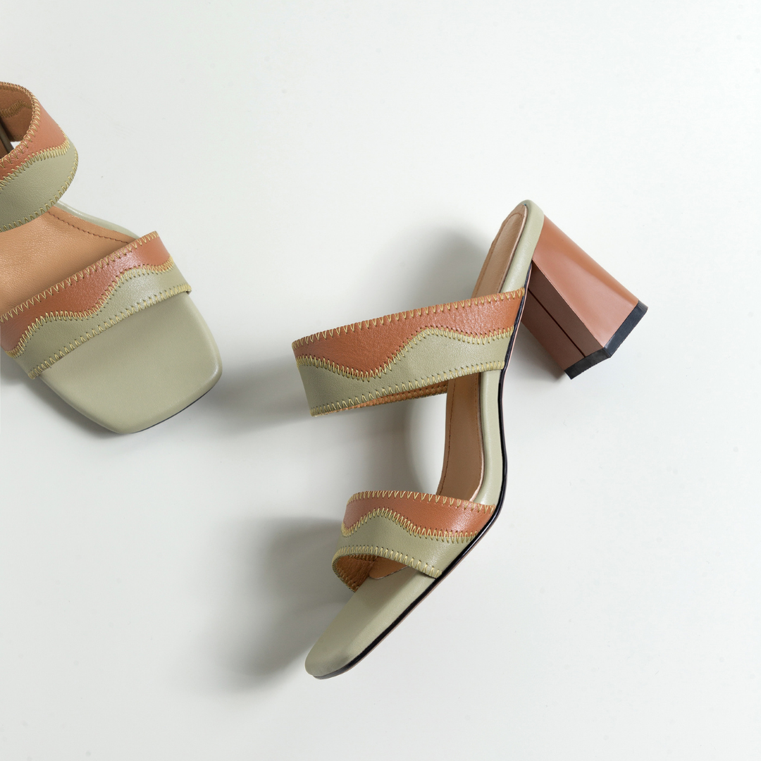 heel square toe sandals